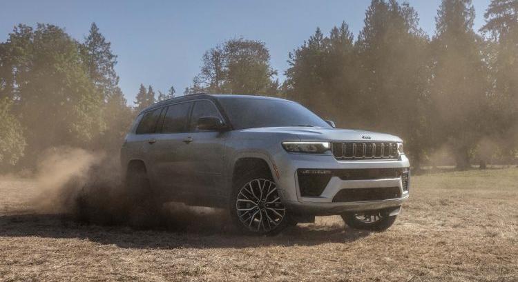 A Hurricane 4 Turbo motorral új korszak jön a Jeep Grand Cherokee-nál