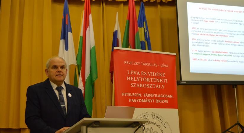 A 200 éve újjáépült helyi Nemzeti Iskola története Léván