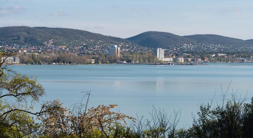 Mi lesz a Balatonnal? Sokkoló, ami kiderült a magyar tengerről: egyre több település aggódik