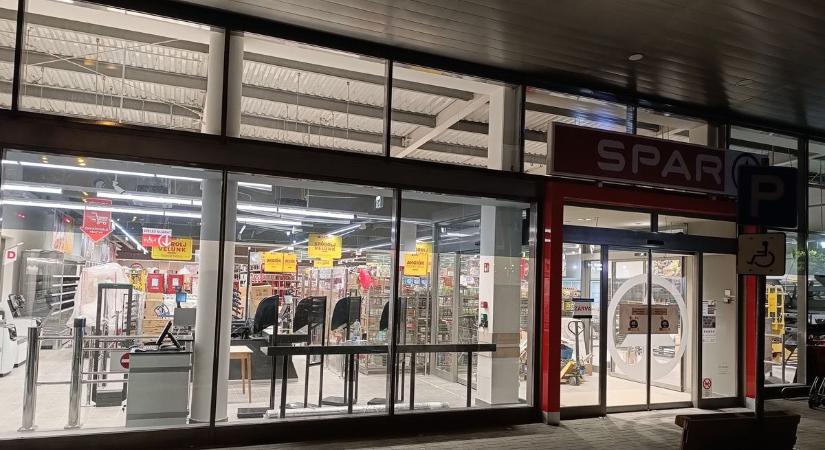 Az avasi Spar új szintre lépett – belestünk a sorok közé, tényleg elképedtünk! - fotók és videó