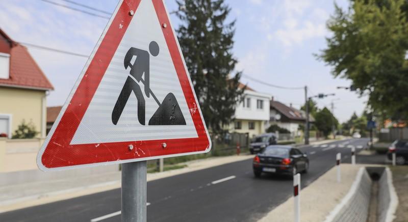 Pénzügyi Bizottság – Útfelújítások: Szentiván mellett Szabadhegyen is!