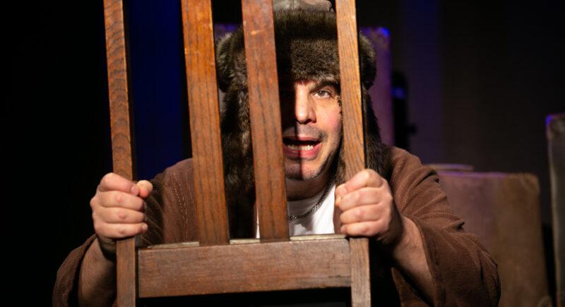 „A Zsidó kutya hazatalált a Spinozába” – Beszélgetés Adam Meirrel