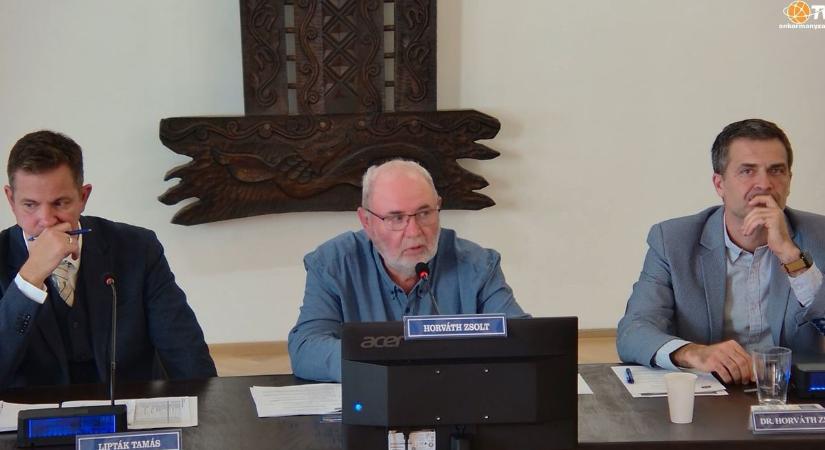 Már online is követhetőek a testületi ülések