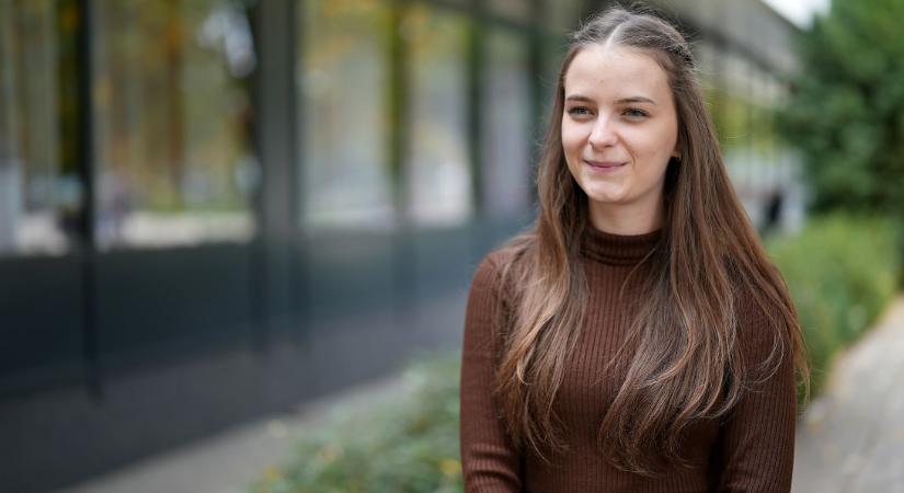 Jó napot, mi újság? – Tábori Emese