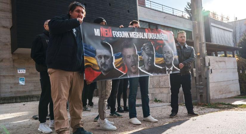 Ez egyre gyanúsabb: újabb részletek derültek ki a Tisza titkos kampánybunkeréről