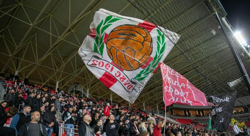 Feszült jelenetek a meccs után: kis híján verekedés volt a DVSC-Honvéd meccset követően – mutatjuk!