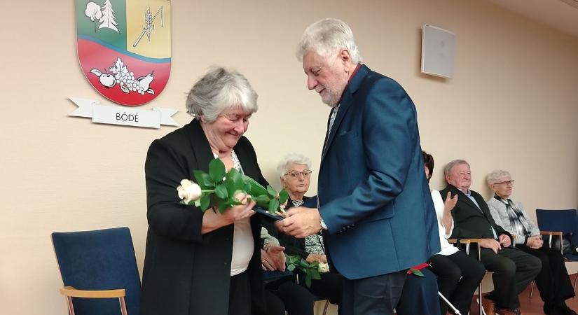 Tanítottak, neveltek, példát mutattak