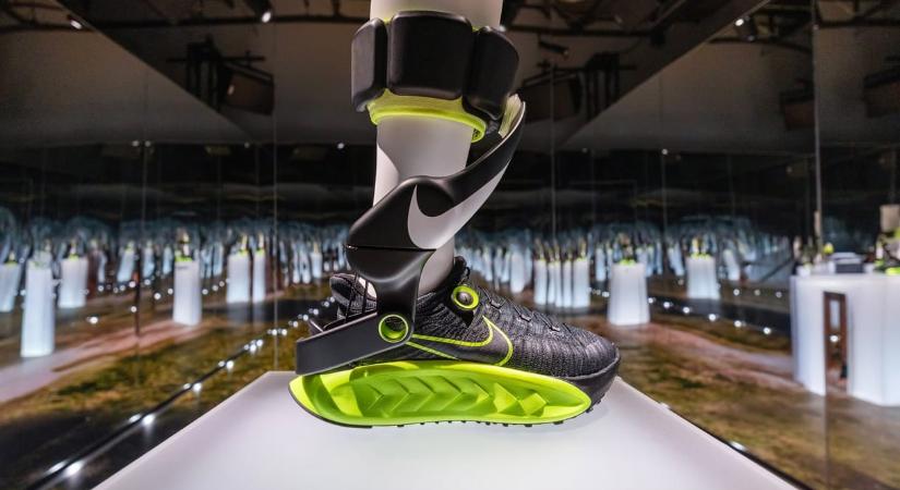 Cipőre szerelhető robotot tervezett a Nike, gyorsabban futhat, aki ezt viseli