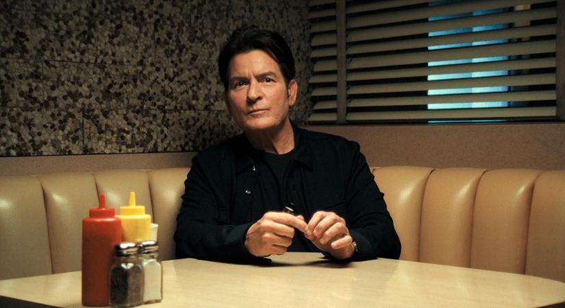 Charlie Sheen árulásként élte meg, hogy Tom Cruise kapta az álomszerepét