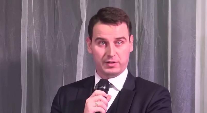 Porcher Áron ugyanúgy beszélt, mint Tarr Zoltán Etyeken  videó