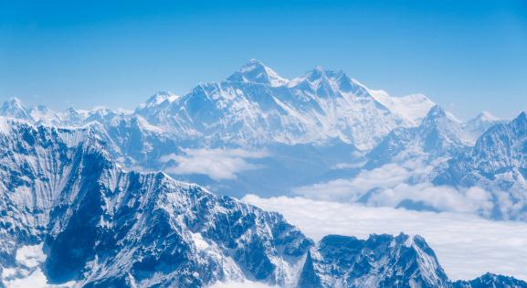 Jim Morrison sikeresen lesíelt az Everest legnehezebb útvonalán