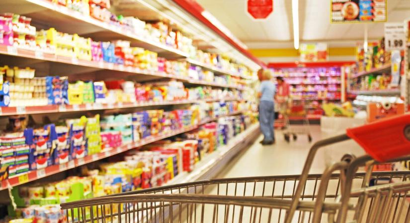 Csak a szőnyeg alá söpri a kormány a problémákat