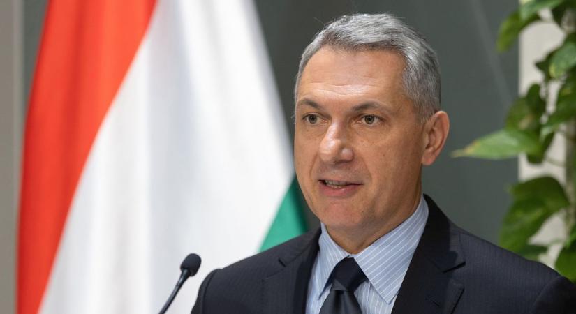 Lázár János nyílt üzenetet küldött a Strabagnak: „Húzzanak el ebből az országból”