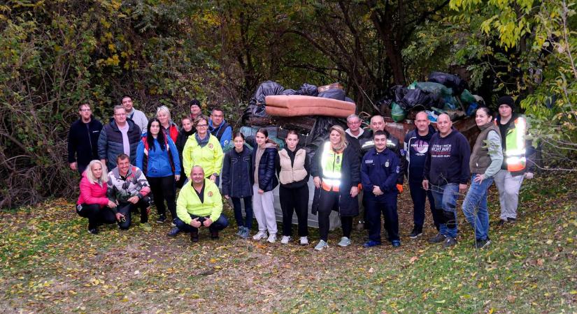 Két konténernyi szemét tűnt el Kertvárosból – összefogtak a civilek Tatabányáért