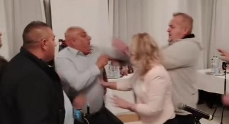 „Kinek az arcát fogod leszakítani?” – Verekedés a közmeghallgatáson, balhé robbant ki, miközben a polgármester beszélt