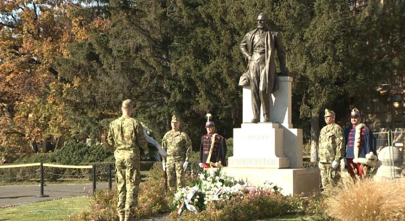 Az egyetem alapítója, Tisza István előtt tisztelegtek Debrecenben