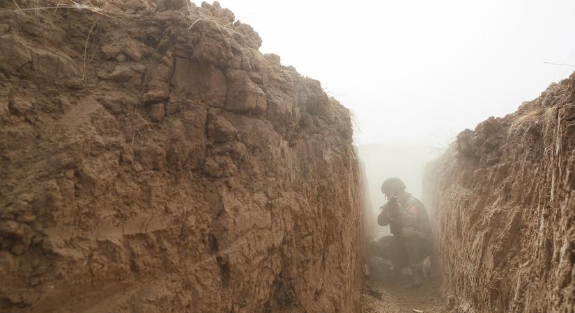 Legalább száz orosz tiszt végezte ki saját bajtársát Ukrajnában