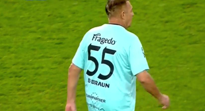 A 61 éves tulajdonos csereként beállt csapata kupameccsén