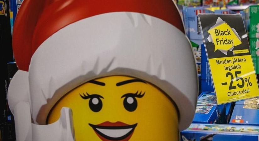 Figyelmeztet a hatóság: így verik át a vásárlókat Black Friday idején