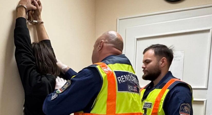 A Széchenyi térről ragadtak el egy lányt Szegeden, hárman erőszakolták meg ezután