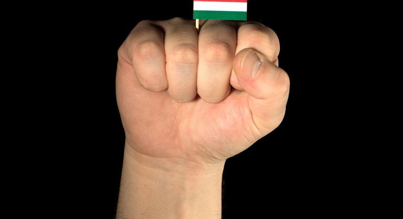 Magyar hugarikumot szórtak szét a tengerparton, ami utána történt az egész világot sokkolta