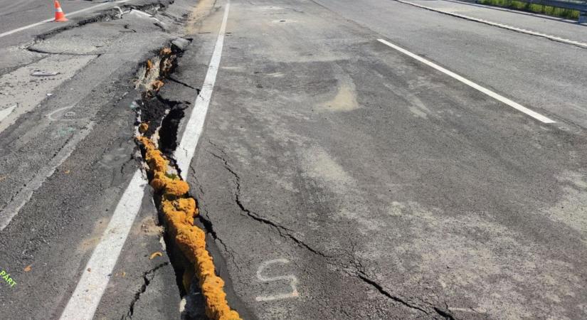 A „labancok” politikai játszmája: Miért támogatja a Tisza Pártot a silány utat építő Strabag?