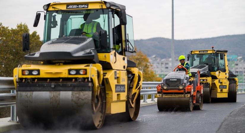Elkészült a Flórián tér első hidjának felújítása
