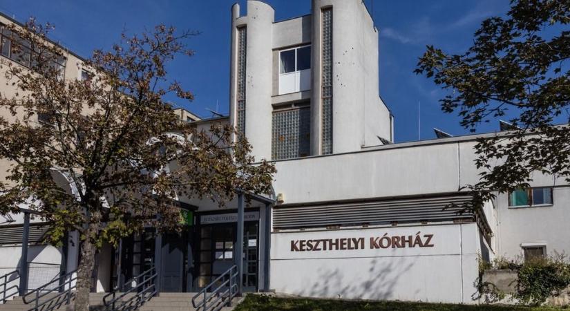 Politikai cirkusz? Újabb pengeváltás a Keszthelyi Kórház ügyében!