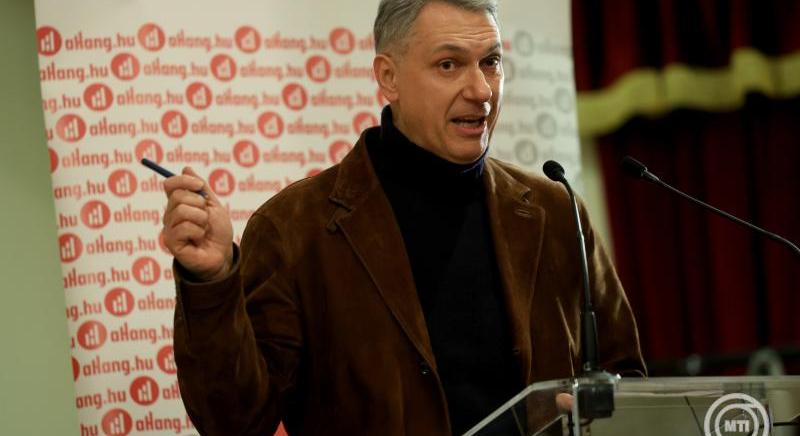 Lázár szerint a strabagosok beszálltak a magyarországi választási kampányba