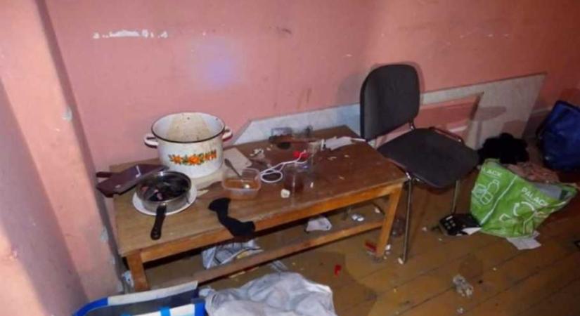 Borzalom a bagi drogtanyán: drogoztatták és futtatták a 14 éves lányt, szülei mentették ki a rémségek házából