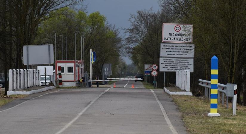 Áttörte a határsorompót Nagypaládon, Magyarországra szökött egy férfi