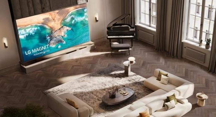 3 méter széles és 1,7 méter magas házimozi-kijelzőt mutatott be az LG