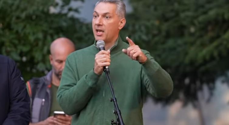 Lázár János az M30-as buktáról: “a Strabag inkább Magyar Pétert pénzeli”