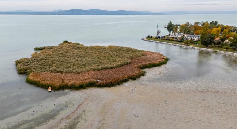 Meglepő dolgot közölt a Balatonról a vízügyi hatóság: mi lesz így a magyar tengerrel?