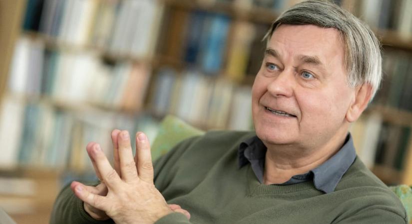 Túrót hány, tojást tojik, tejet lop a magyar boszorkány