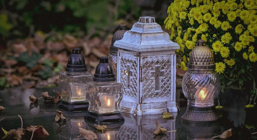 Szívszorító fotók: itt nyugszanak a leghíresebb hevesiek, megrendítő a látvány halottak napja előtt