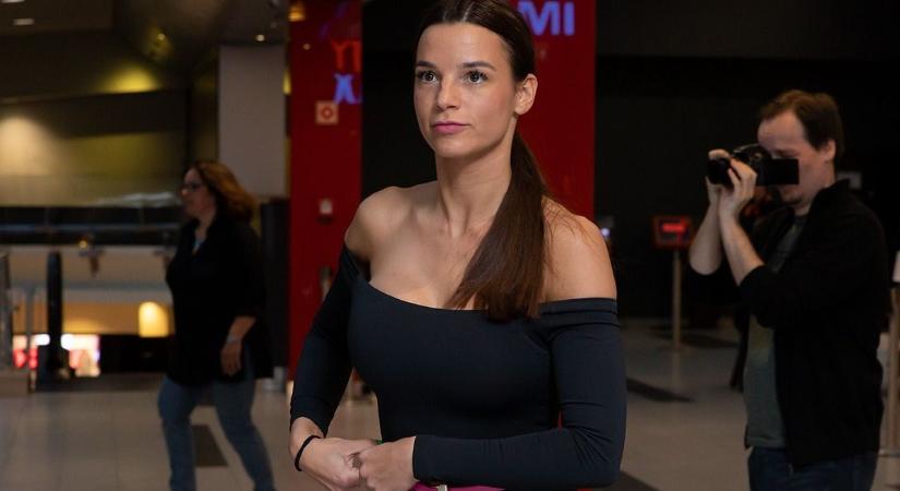 Berki Mazsi mellbimbójával foglalkozik az egész közösségi média