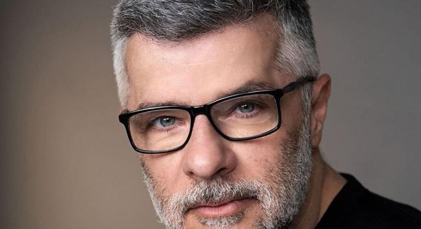 Vitray Tamás fia kék szemű szívtipró: Tamás ezzel foglalkozik