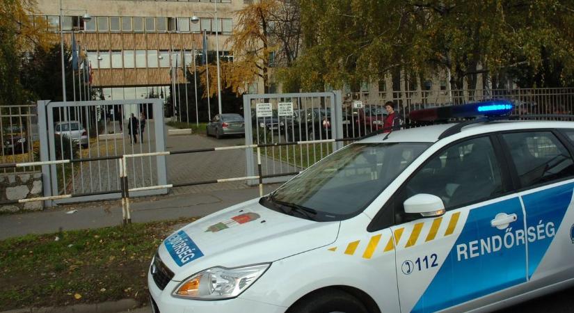 Megölte egyik csoporttársát, három embert pedig súlyosan megsebesített (VIDEÓ!)