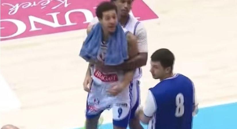 Kirúgták a zalaegerszegi kosarast, miután ököllel orrba vágta saját szurkolóját (VIDEÓ)