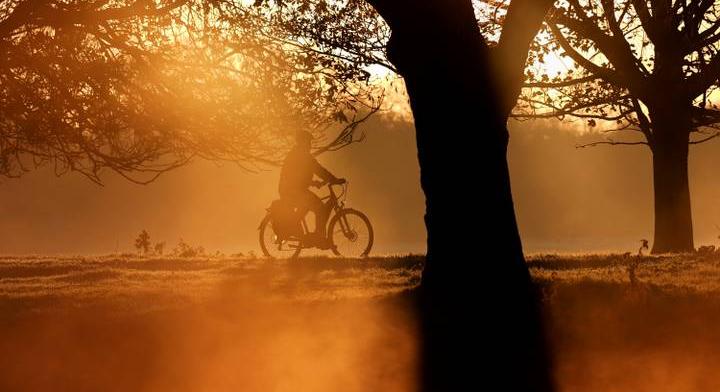 Ködösen kezdődik a november, ám kíméletes lesz velünk az időjárás szombaton