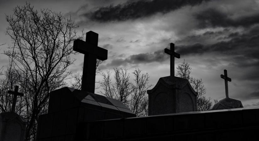 Így készül az ország a halottak napjára