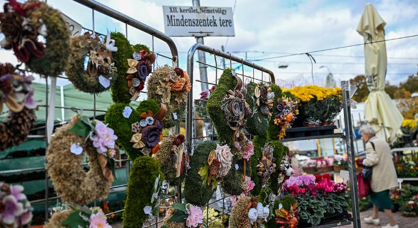 Kora reggel és este is mehetünk a temetőkbe, vásárolni azonban csak korlátozottan lehet