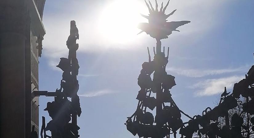 Lélekmelegítő napsütésre számíthatunk az emlékezés napjain