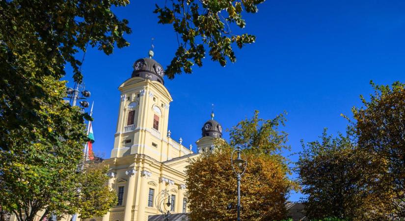 Programok Debrecenben: mesék várják a kicsiket, irodalmi ünnep a nagyokat