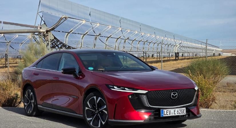Napenergia a sötét éjszakában – Granadában autóztunk a villanyos új Mazda 6e-vel