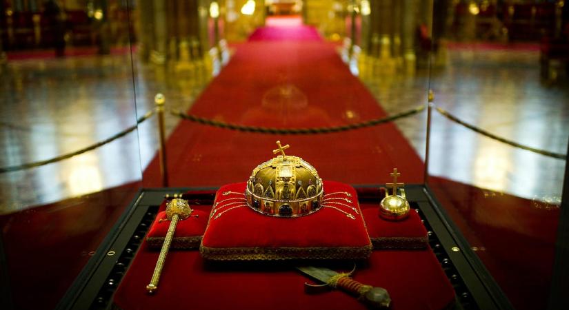 A kormány új eszköze vár: egyetlen kettős állampolgár sem veszítette el állampolgárságát