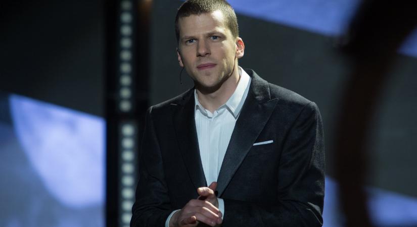 Jesse Eisenberg egy vadidegennek adja az egyik veséjét