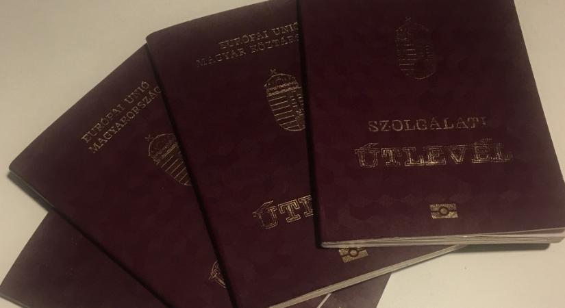 Egyelőre senki állampolgárságát sem függesztette fel a kormány