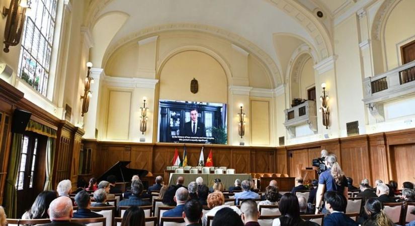 Vietnámi hallgatók Debrecenben – 75 éve tart a két ország barátsága